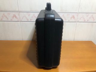 Maleta rígida técnica con espuma protectora