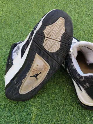 Sneakers Louis Vuitton Jordan 4