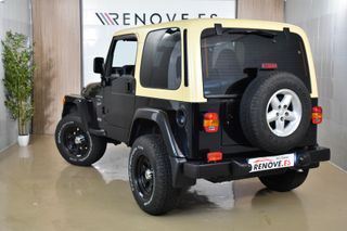 Jeep Wrangler 4.0 HARD TOP AUTO