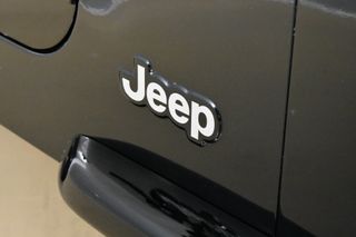 Jeep Wrangler 4.0 HARD TOP AUTO