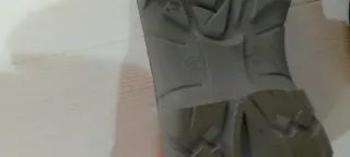 Zapatillas de trabajo Exena negras y naranjas