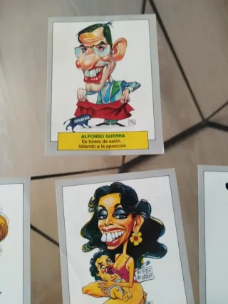 Lote de cromos de personajes
