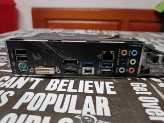 Placas base con corto en chipset.