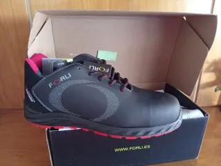 Zapatos de seguridad FORLI negros y rojos