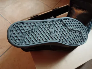 Mou Stivali Neri e Argento