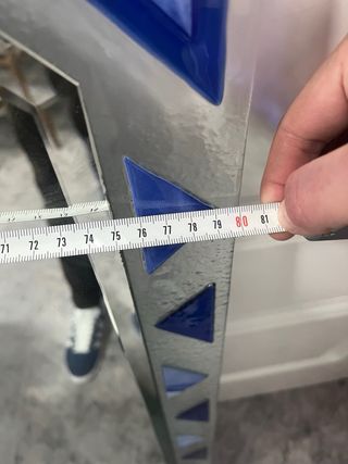 Espejo decorativo con detalles azules