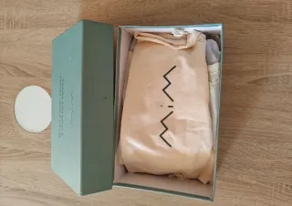 Sandalias MIM tacón negras tachuelas