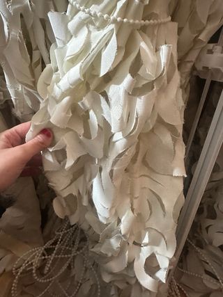 Cortinas beige y blancas