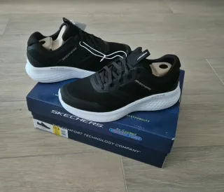 Zapatillas Skechers Hombre Negras y Blancas