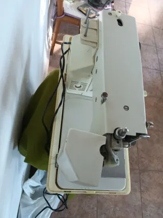 Máquina de coser Singer