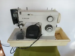 Máquina de coser Singer