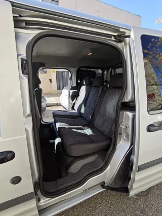 Ford E-Tourneo Courier 2006