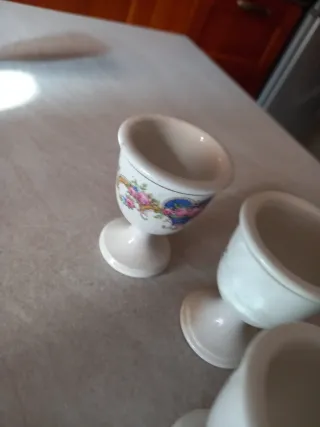 Sei portauovo vintage decorati