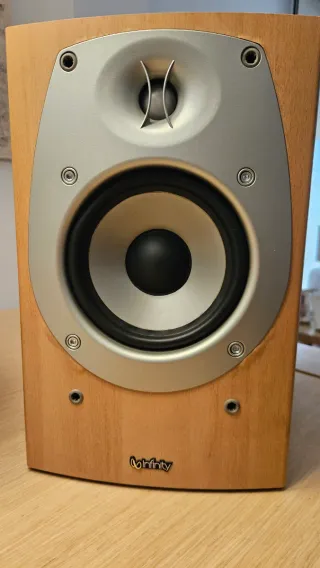 Infinity BETA 20 Altavoces Estantería