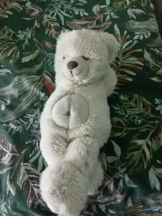 Oso de peluche blanco