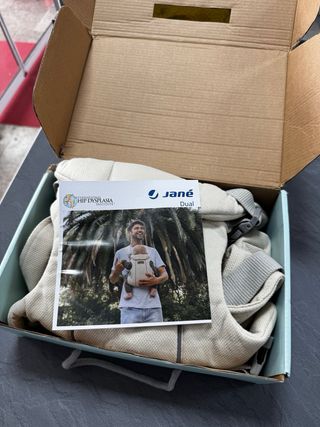 Mochila porta bebé 3 posiciones Jané