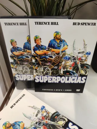 Superpolicias DVD Colección 5 Discos + Libro