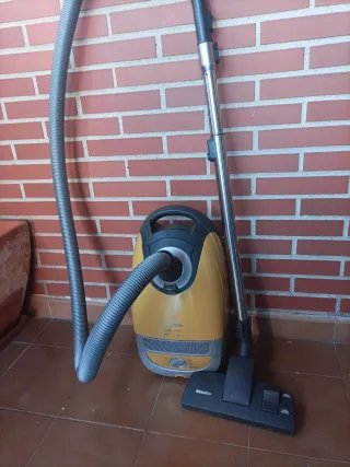 Aspiradora Miele S5281