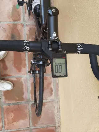 Bicicleta de carretera Trek Emonda ALR