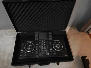 Denon DJ SC Live 2 Controlador DJ