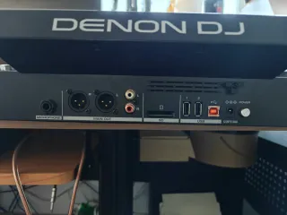 Denon DJ SC Live 2 Controlador DJ