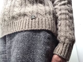 Liu Jo maglione V-neck, a trecce e coste, tortora
