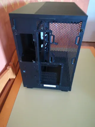 Caja PC Lian Li