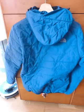 Cazadora The North Face Azul talla 13/14