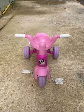 Triciclo infantil rosa con Minnie Mouse