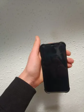 iPhone 12 64GB Negro Caja y fundas