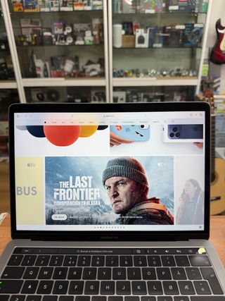 MacBook Pro 2018 13” i5 8GB RAM 256GB SSD