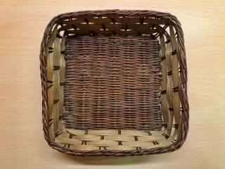 Terrina porcellana Tognana con cestino di vimini