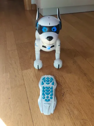 Perro Robot Interactivo con Mando