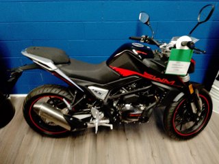 SWM Hoku 400 cc Naked A2 ¡Oferta sólo 3.999 euros!