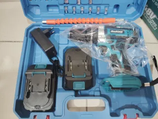 Taladro Percutor Inalámbrico con dos baterías incl