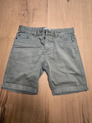 Lote Ropa Hombre: Camisa, Sudaderas y Pantalones