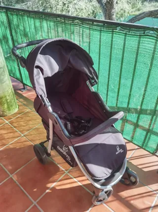 Carricoche / Carrito de bebé niño – Color negro