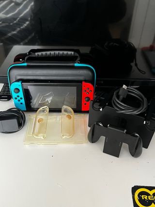 Nintendo Switch + Accessori