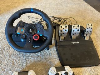 Volante Logitech G29 y Ps4 Pro con 3 mandos