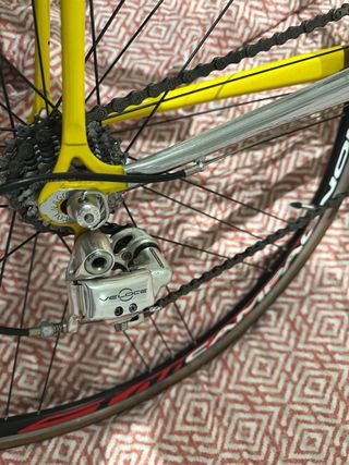 Bicicleta Colnago Campagnolo Amarilla