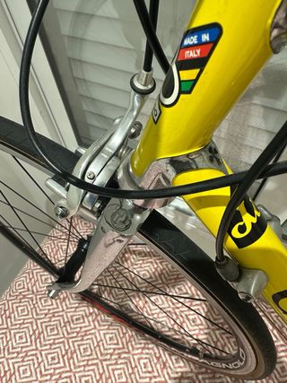Bicicleta Colnago Campagnolo Amarilla