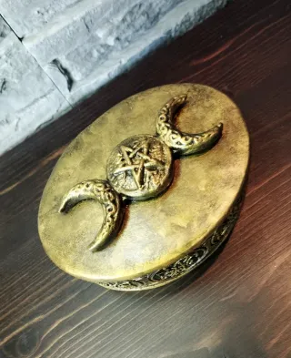 Triple Moon Box Rituals