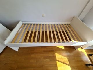 Cama IKEA Malm Blanca con somier y colchon