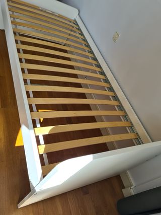 Cama IKEA Malm Blanca con somier y colchon