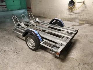 Remolque para motos para llevar 3