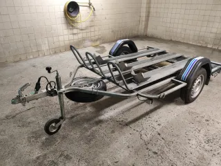 Remolque para motos para llevar 3