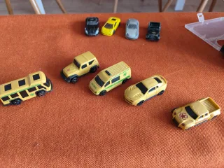 Camión Transportador de Coches de Juguete