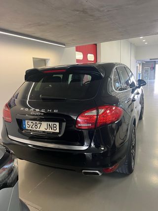 Porsche Cayenne 2012