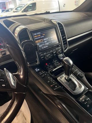 Porsche Cayenne 2012