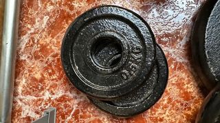 Lote Mancuernas y Discos de Pesas variado